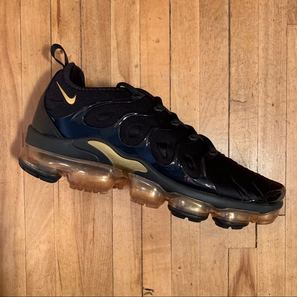Nike | Shoes | Nike Air Vapormax Plus Black Metallic Gold New | Poshmark
